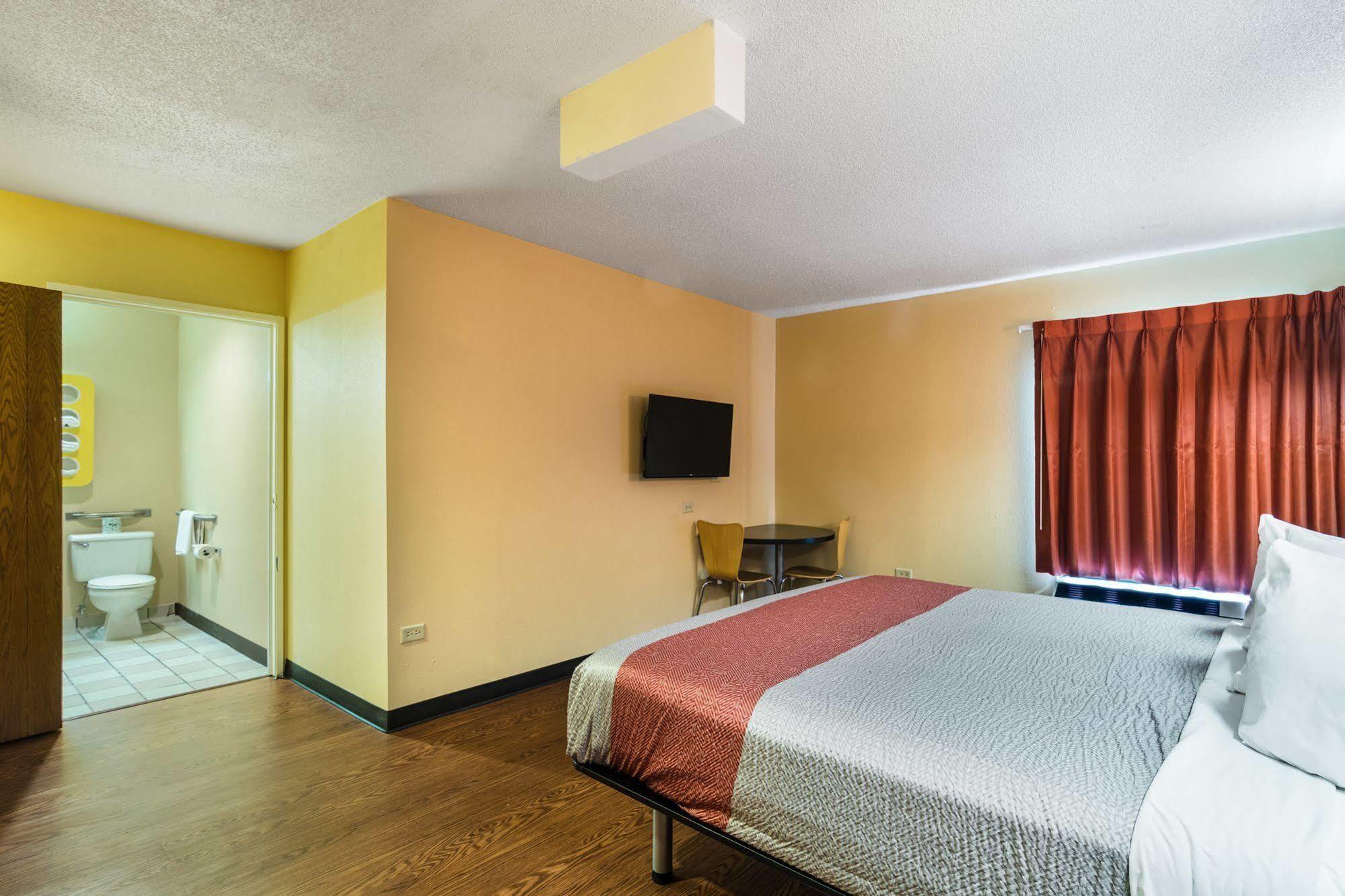 Motel 6-Libertyville, Il エクステリア 写真