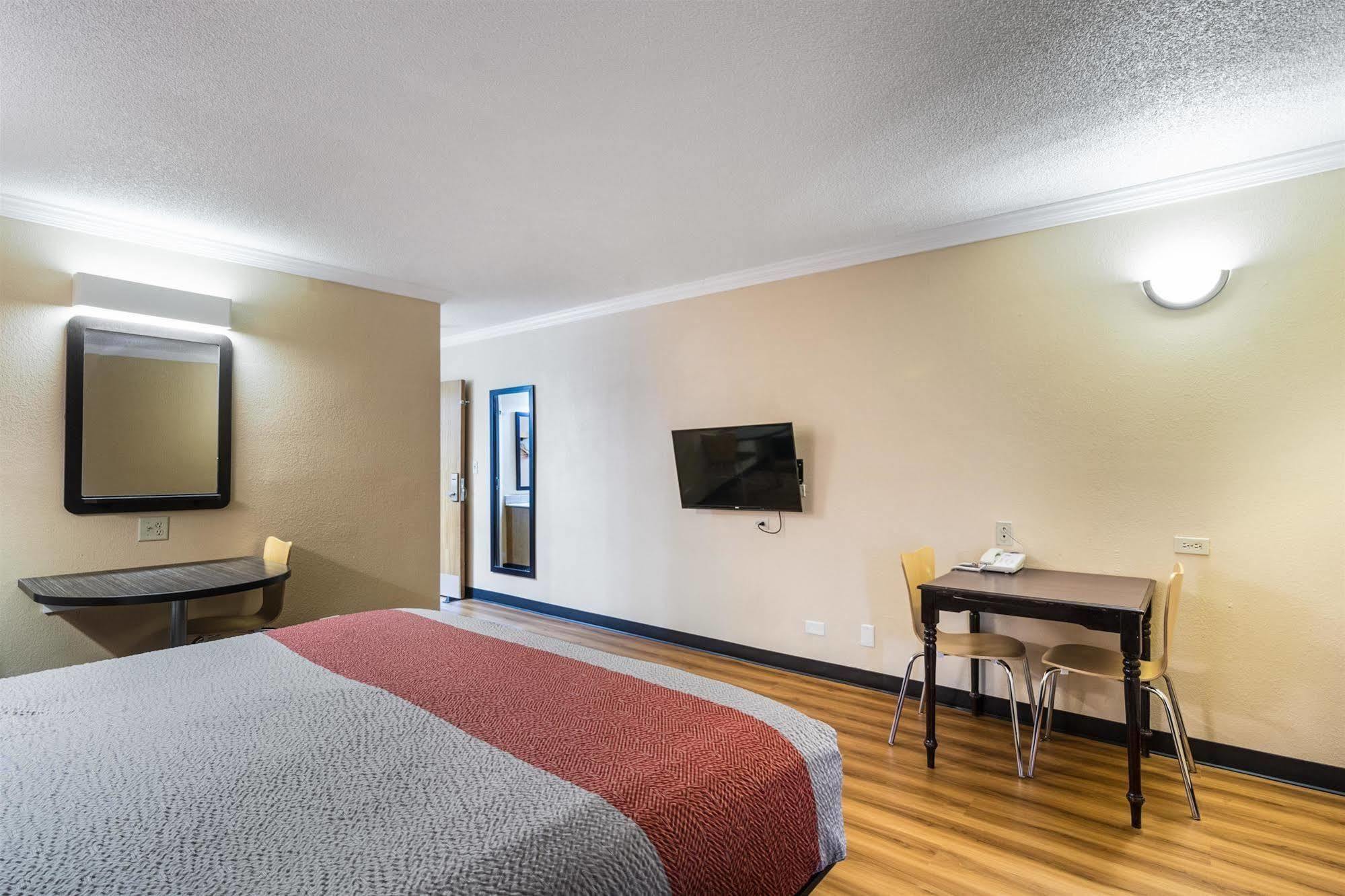 Motel 6-Libertyville, Il エクステリア 写真